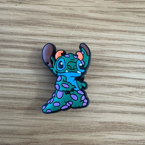 Stitch Assorted Shoe Charms Set - Picture 11 of 13